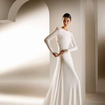 Pronovias Premiere 2021. Modelo Thelma