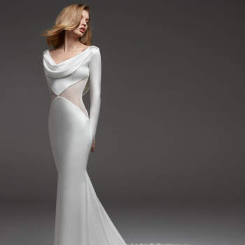 Carmin. Credits: Pronovias