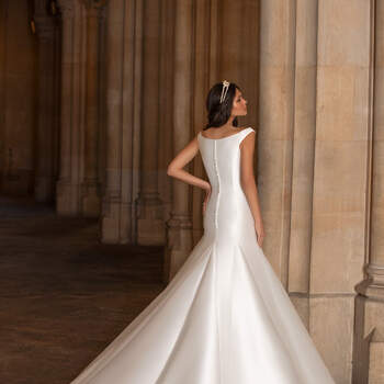 Vestido de noiva modelo Dahl da coleção Pronovias 2021 Cruise Collection