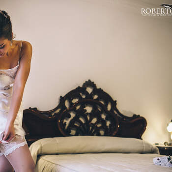 Al igual que cuidarás al detalle tu vestido de novia y sus complementos, no debes olvidarte de escoger bien tu lencería. Foto: Roberto Carmona.