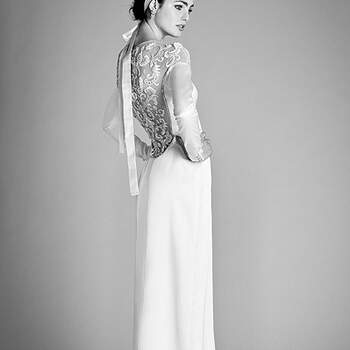 Vestido de novia con espalda al descubierto. Foto: Temperley London