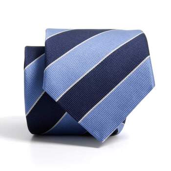 Los novios que no quieran alejarse de lo tradicional y sobrio podrán optar por esta corbata. Foto: SOLOiO.