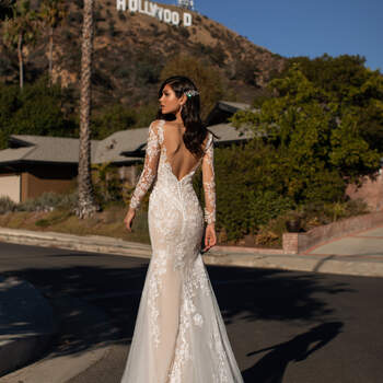 Photo: Pronovias 2021 Cruise Collection