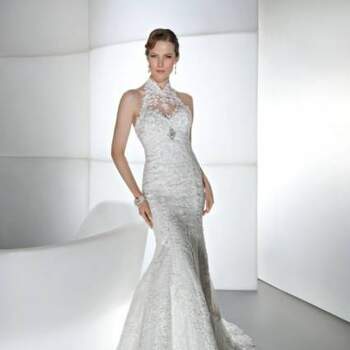 Não tem nada mais gostoso para uma noiva do que encontrar o vestido perfeito! Veja estes lindos modelos da coleção 2013 de Demetrios e inspire-se para o vestido dos seus sonhos!