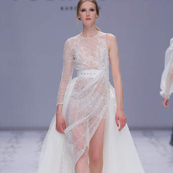 YolanCris. Credits: Barcelona Bridal Fashion Week