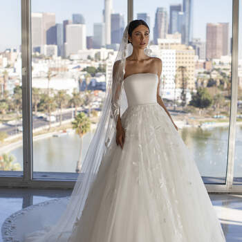 Vestido de noiva modelo Grayson da coleção Pronovias 2021 Cruise Collection