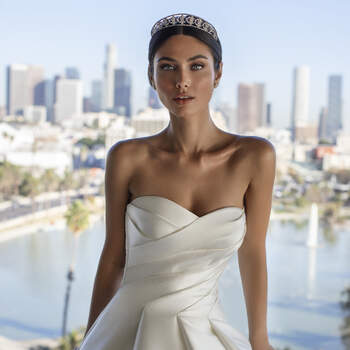 Photo: Pronovias 2021 Cruise Collection