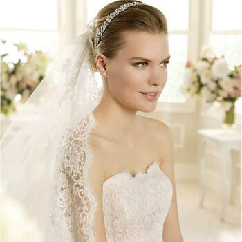 Conheça os nossos modelos preferidos da colecção de vestidos de noiva La Sposa 2013.
