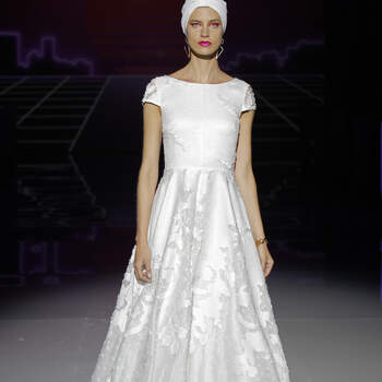 Credits: Barcelona Bridal Fashion Week