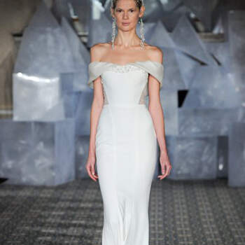 Mira Zwillinger. Credits: New York Bridal Week