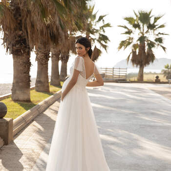 Photo: Pronovias 2021 Cruise Collection