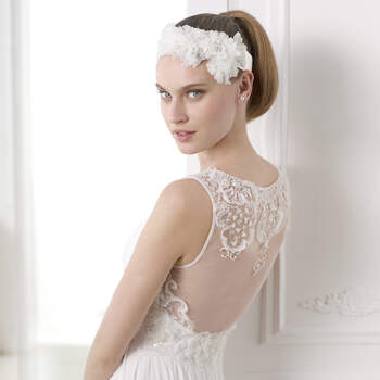 <a href="http://zankyou.9nl.de/zyii">Request an appointment here to try on the new 2015 collection by Pronovias.</a>