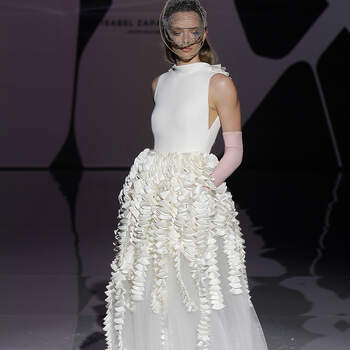 Isabel Zapardiez. Creidts: Barcelona Bridal Fashion Week