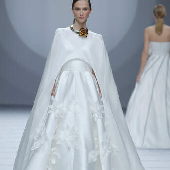 Isabel Sanchis. Credits: Barcelona Bridal Fashion Week