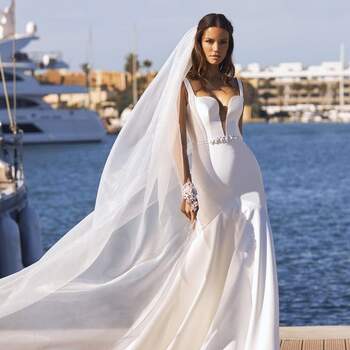 Credits: Pronovias 