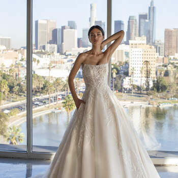 Vestido de noiva modelo Allyson da coleção Pronovias 2021 Cruise Collection