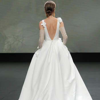 Jesús Peiró 2021 | Valmont Barcelona Bridal Fashion Week 