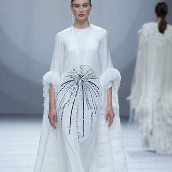 Isabel Sanchis. Credits: Barcelona Bridal Fashion Week