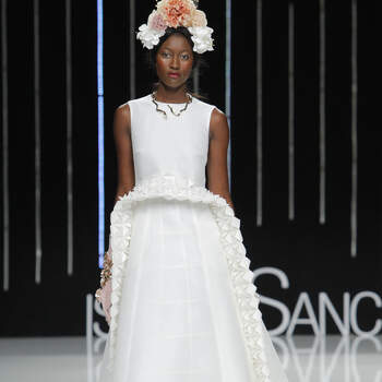 Credits: Barcelona Bridal Fashion Week 