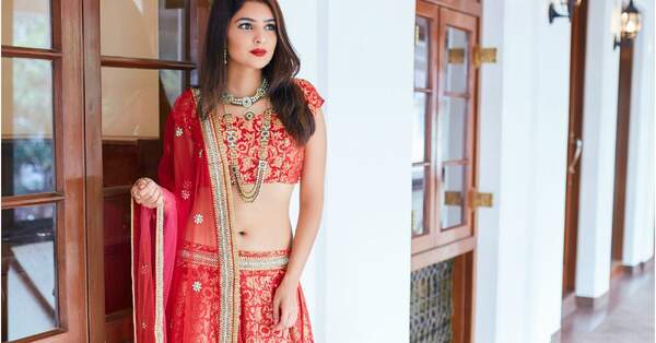Buy Smylee Fashion Aakansha Rayon Stylish Kurtis Wholesale Supplier Mumbai  Online