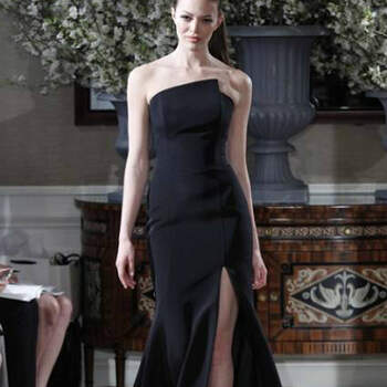 Vestido de noiva preto, da colecção Romona Keveza Primavera 2013.