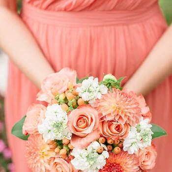 Bouquet de mariée fleurs oranges
Jen + Ashley