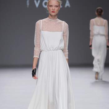 Sophie et Voilà | Credits: Valmont Barcelona Bridal Fashion Week