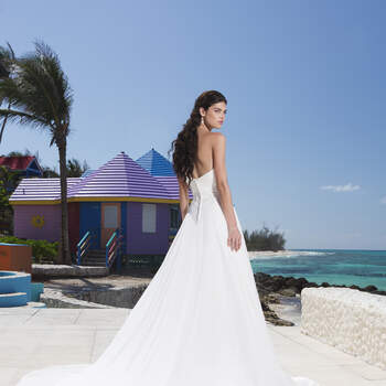 Foto: <a href="http://www.justinalexanderbridal.com/" target="_blank">Justin Alexander</a>