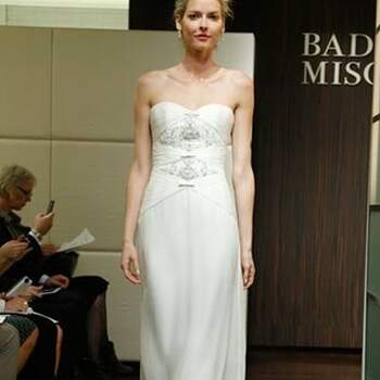 Aqui ficam os nossos 8 vestidos de noiva preferidos da colecção Badgley Mishka Outono 2013.