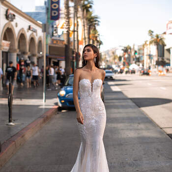 Vestido de noiva modelo Lansbury da coleção Pronovias 2021 Cruise Collection