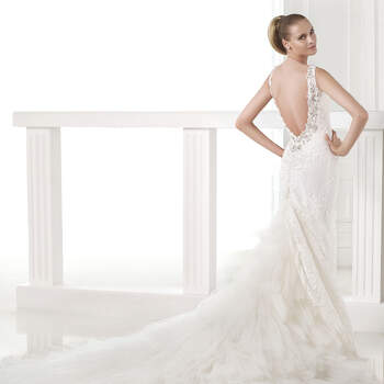 <img height='0' width='0' alt='' src='http://zankyou.9nl.de/ehiy'> Clicca QUI per prenotare un appuntamento e provare la collezione Pronovias 2015</a>