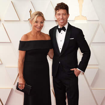 Shaun White and guest arrive on the red carpet of the 94th Oscars® at the Dolby Theatre at Ovation Hollywood in Los Angeles, CA, on Sunday, March 27, 2022.