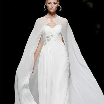 Se você é fã de um vestido de noiva Pronovias, confira os modelos da coleção 2013. Já escolheu o seu?Foto: <a href="http://zankyou.9nl.de/oss2" target="_blank">Pronovias</a>