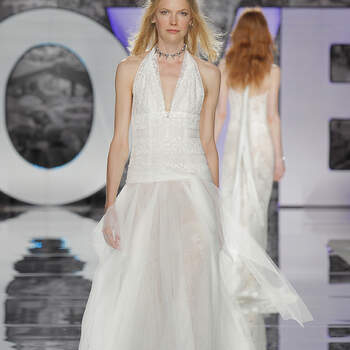 YolanCris. Credits- Barcelona Bridal Fashion Week 