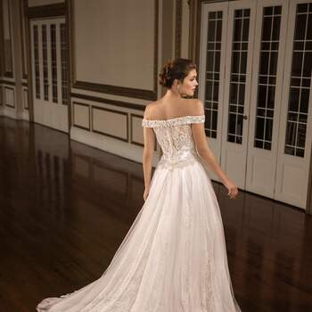 Amaré by Casablanca Bridal 