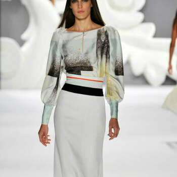 A colecção Carolina Herrera Primavera 2013, revelada na Mercedes-Benz fashion Week (NY), traz-nos mulheres muito elegantes e assumidamente modernas.