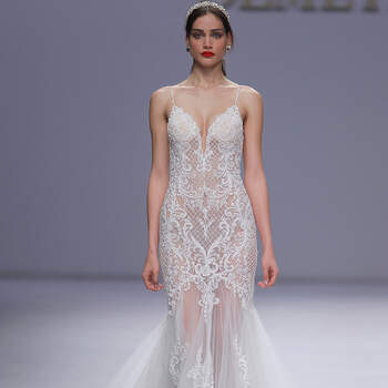 Demetrios. Credits: Barcelona Bridal Fashion Week