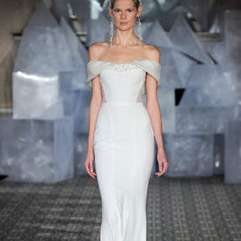 Credits: Mira Zwillinger. New York Bridal Week