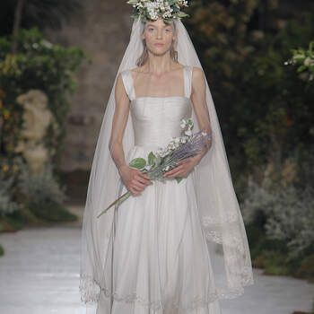 Reem Acra. Credits: Barcelona Bridal Fashion Week