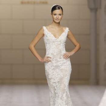 <a href="http://zankyou.9nl.de/kijg">Pide tu cita aquí para probarte la nueva Colección 2015 de Pronovias.</a>