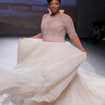 Maggie Sottero. Credits: Valmont Barcelona Bridal Fashion Week