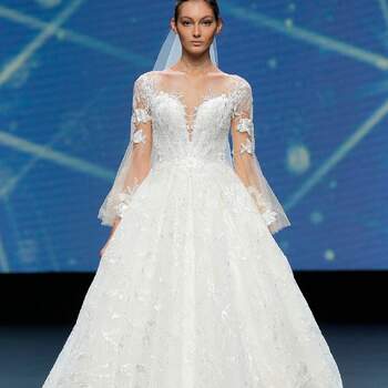 Amelia Casablanca 2021 | Valmont Barcelona Bridal Fashion Week 