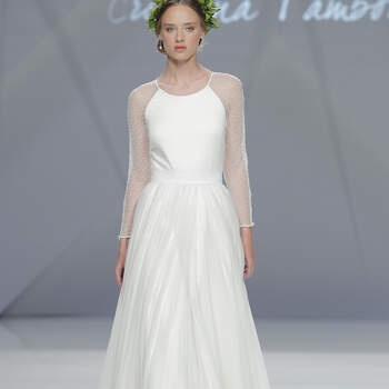 Credits: Barcelona Bridal Fashion Week