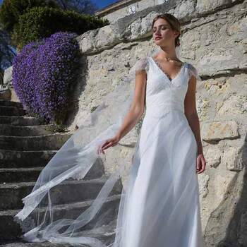 Robe de mariée intemporelle modèle Quartz - Crédit photo: Elsa Gary