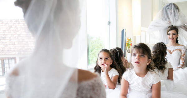 Penteado para daminha de casamento: 31 inspirações maravilhosas!