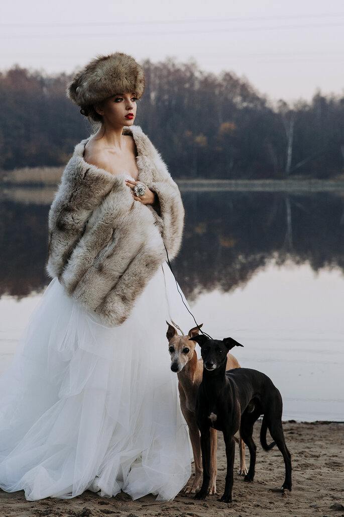 Pomysł/ stylizacja: Magdalena Sawicz/ Whispers of flowers/ fot: Karolina Pyrek / Karolina Pyrek Photography 