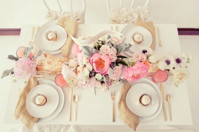 Flores por doquier en tu boda romántica - Fotos: Green Wedding Shoes