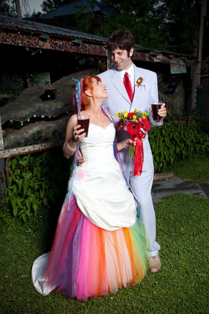 Robe de mariée coloré - Credits Bonnie J Heath