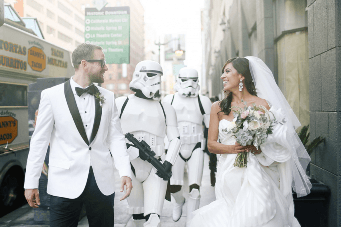 novios boda tematica guerra de las galaxias