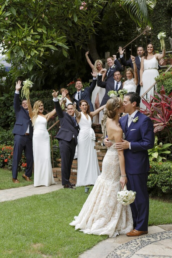 Real Wedding: Una boda con lindos detalles metálicos en Puerto Vallarta - Foto Evgenia Kostiaeva y Eva Sica (Photoshoots Vallarta)